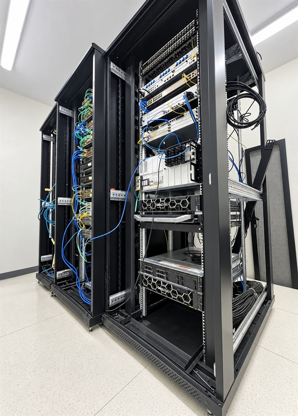 A fully wired Dell EMC server and network rack installed by Truthsol Limited